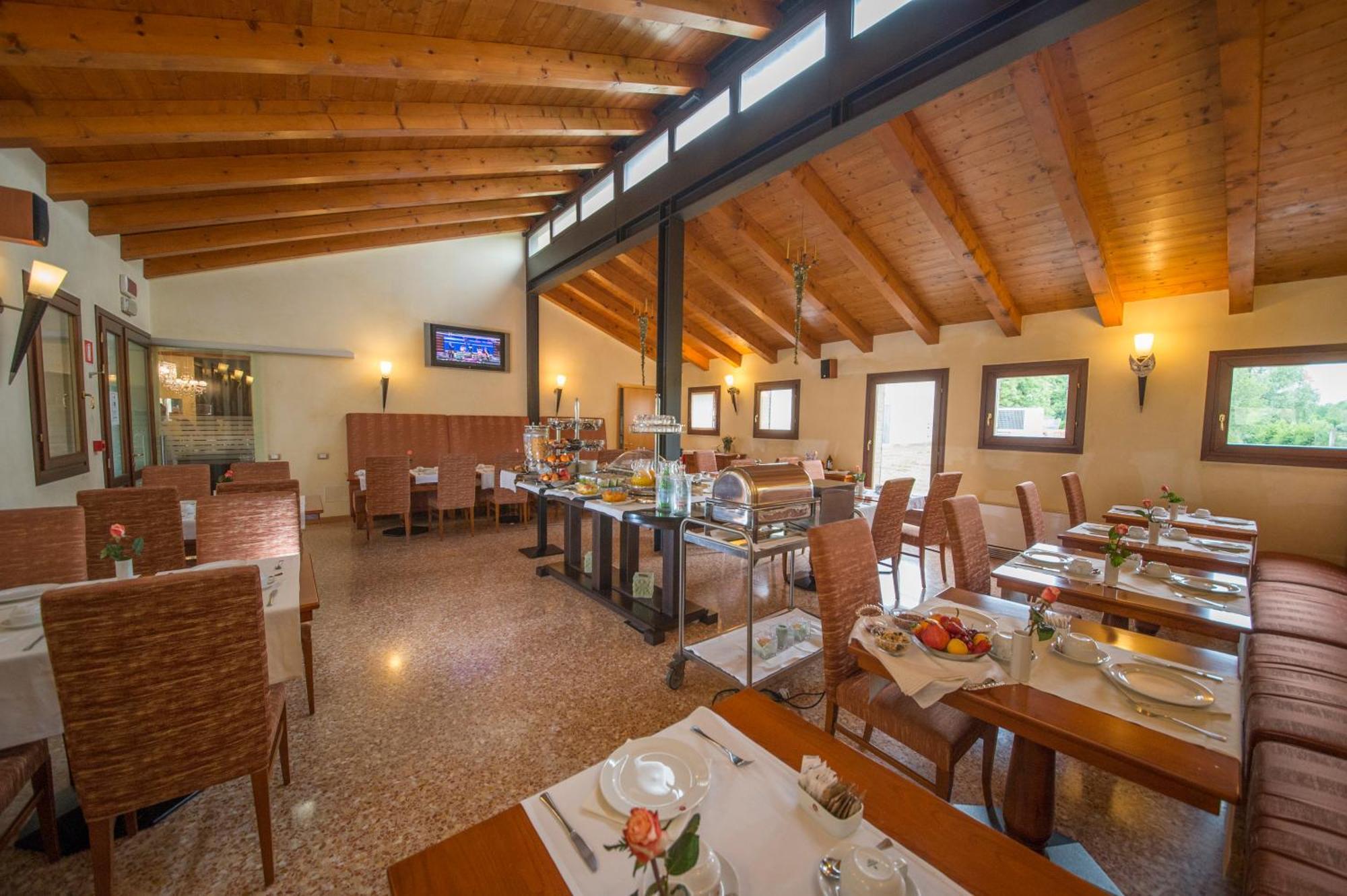 Hotel Venice Resort Airport Tessera Kültér fotó