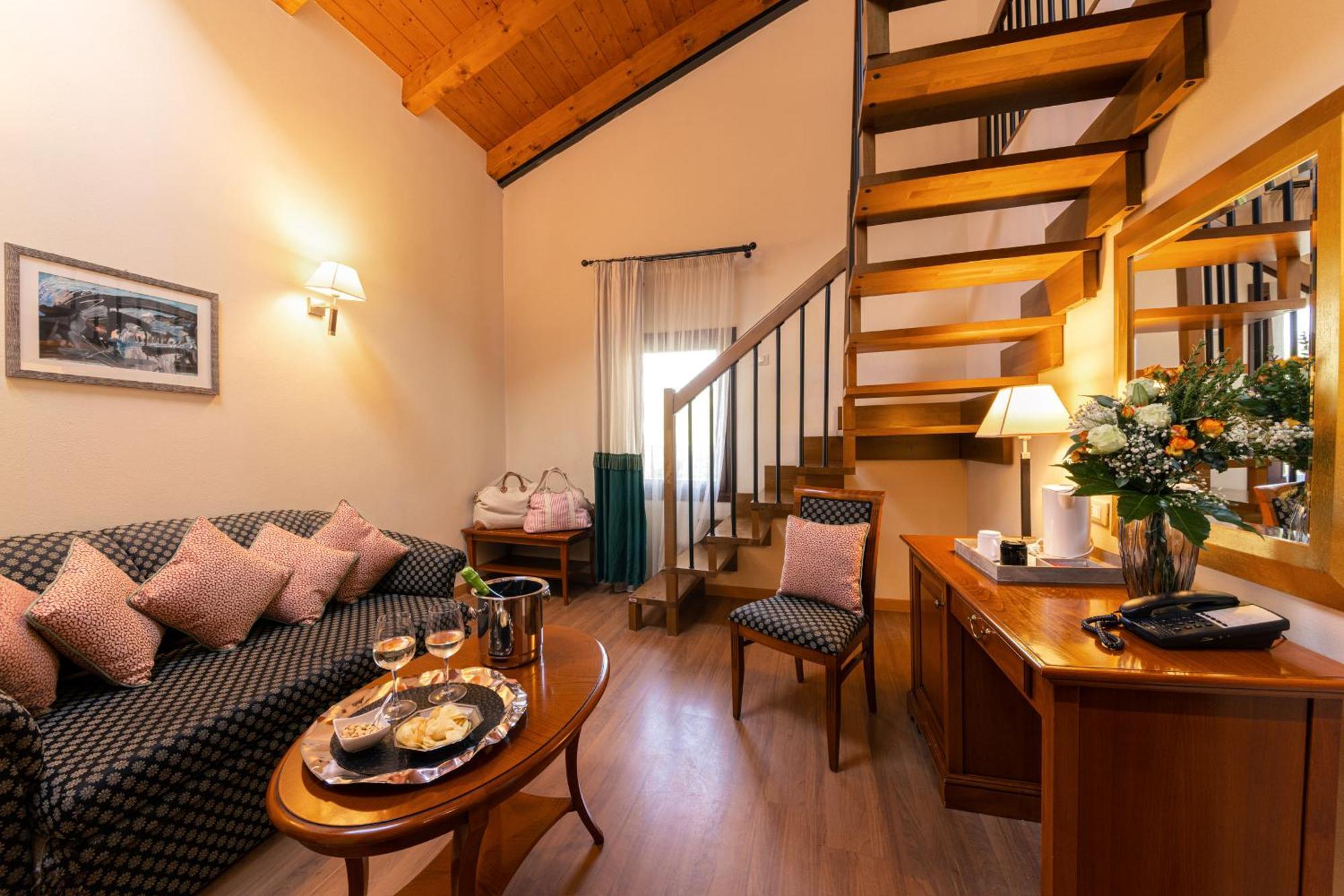 Hotel Venice Resort Airport Tessera Kültér fotó