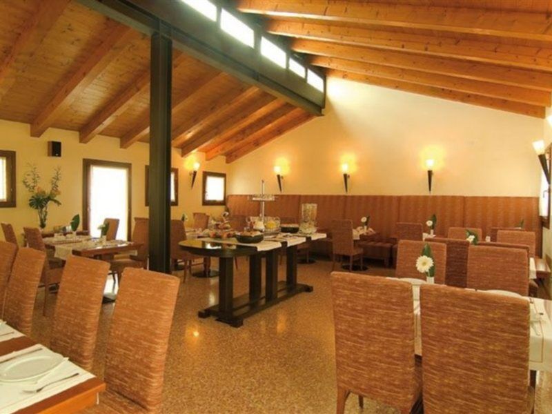Hotel Venice Resort Airport Tessera Kültér fotó